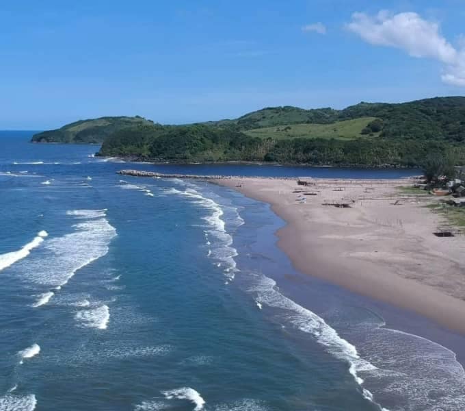playa de la barra de sontecomapan en catemaco