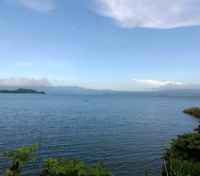 Vista desde el restaurante Elenita a orillas del lago de catemaco