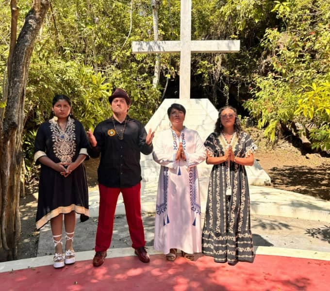 Brujo el ahijado y brujos en el centro ceremonial el ahijado